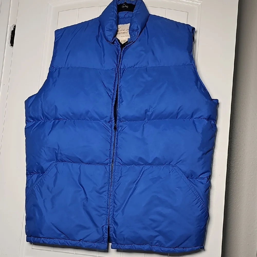 REI Men's Vibrant Blue Puffer Vest - Picture 1 of 16